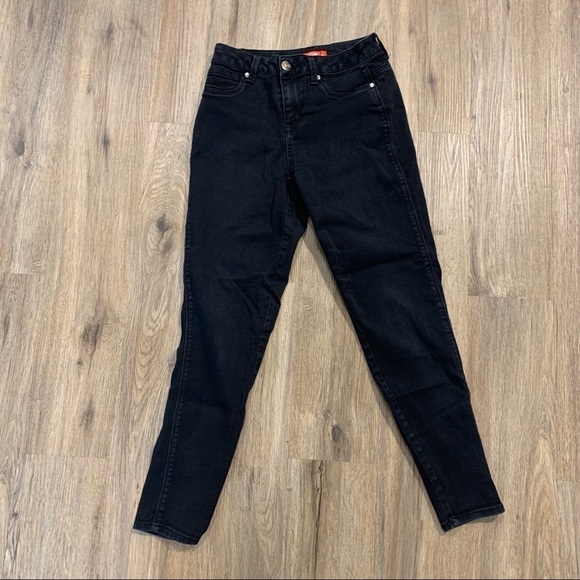 ASTOR Basic Black Skinny Jeans - Picture 5 of 5